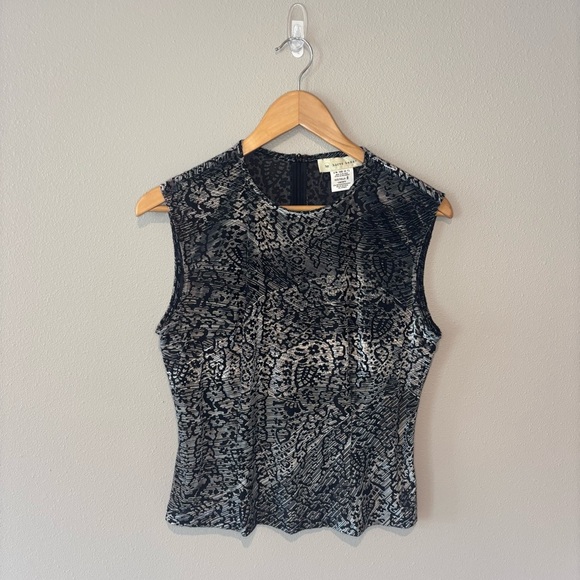 HARVE BENARD Sleeveless Black/Shiny/Sheer Velvet Blouse Like New‎ Sz 8 - Picture 1 of 12